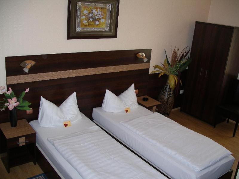 Hotel Elbe Street 34 Frankfurt am Main Phòng bức ảnh
